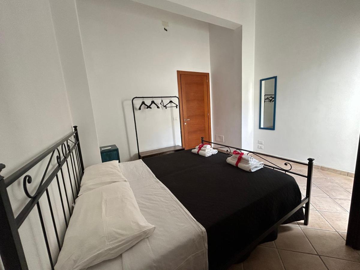 Suite Le Due Sorelle Torre dell'Orso Esterno foto